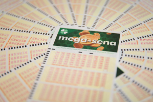 Mega-Sena pode pagar R$ 100 milhões neste sábado; +Milionária pode chegar a R$ 174 milhões